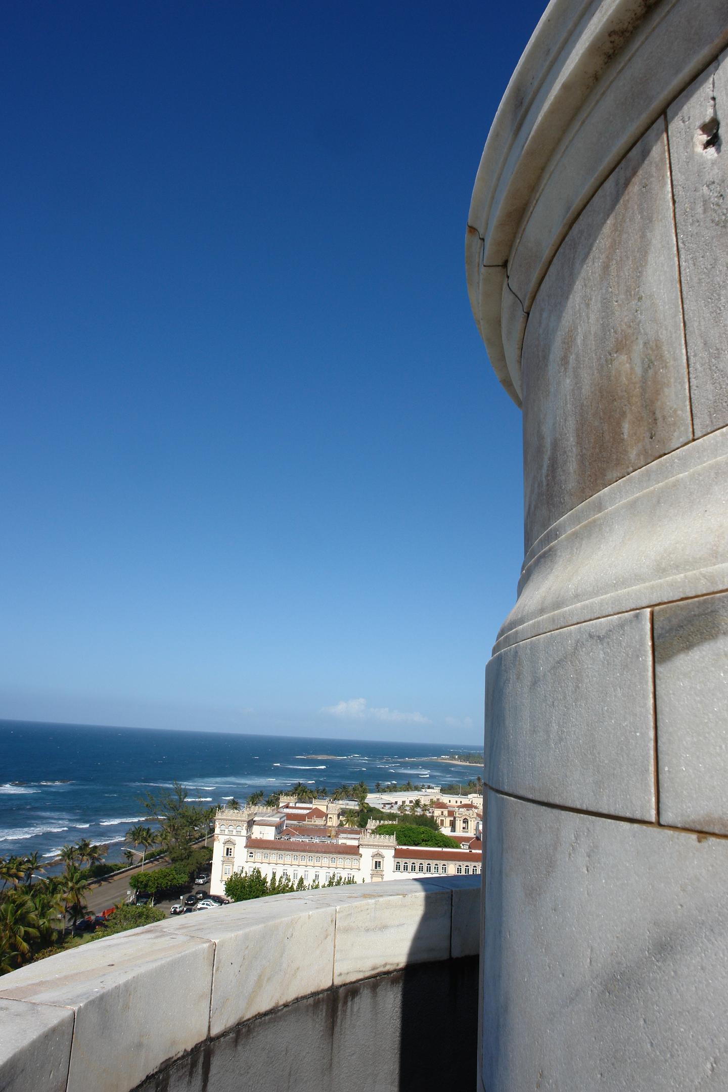 Capitolio de Puerto Rico - San Juan (Puerta de Tierra) - 2011 00059